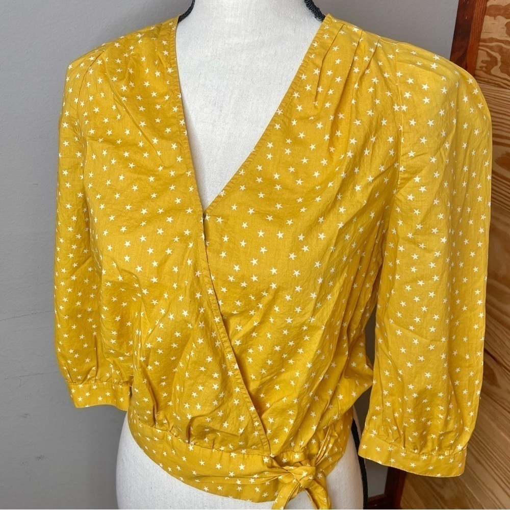 Madewell Wrap V-Neck Top Blouse in Star Scatter Gold Yellow Extra Small - Picture 6 of 13